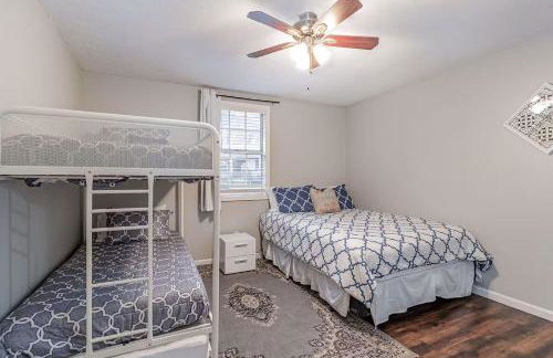 Recently Remodeled - Minutes from Downtown & BNA - Foto 14