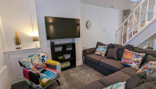 3 Bed City Home - South Facing Patio - 4-5 Beds - Foto 2