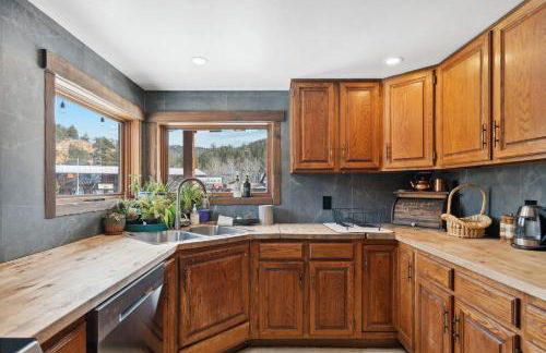 5 Bd Cabin W Private Hot Tub - Foto 2