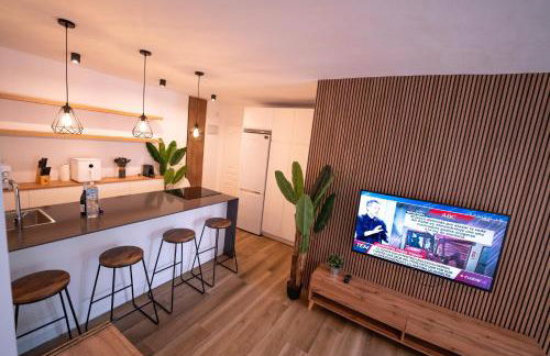 Apartasuites Royal Zahara, Máximo confort con vistas al mar - Photo 47