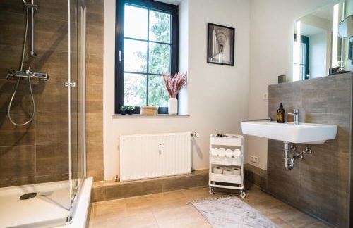 BBQ I XXL Rooftop I Kamin I King I Kücheninsel I Wasch I WOOON Design BnB I - Foto 3