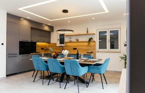 Amazing Home In Gornji Prolosac - Foto 13