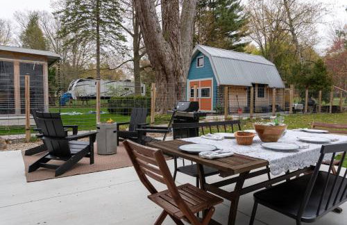 The DougOut Steps from Douglas Beach! - Foto 4