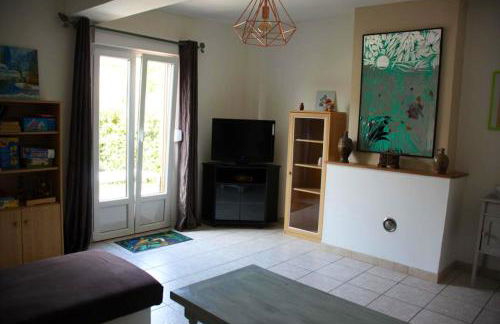 Maison chaleureuse à La Porte-du-Der avec jardin privatif - Foto 4