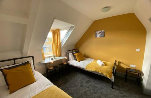 Westm-3 Bdrm 3 bathrooms 1 EnSuite Fab for contractors Free Parking and Wi-Fi - Foto 6