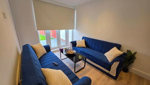 5 Beds 7 guests Private Garden Free Parking - Foto 3