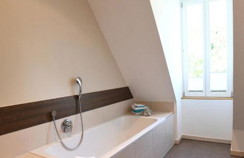 Haus Keppelborg: ZI Elisabeth mit Burgmauerblick - Foto 10