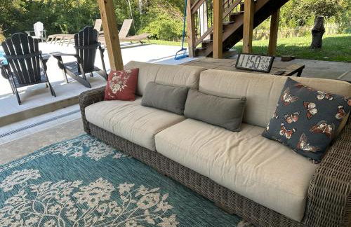 World Cup Ready - Spacious 5-Bedroom Home with Pool, Hot Tub, and Outdoor TV - Foto 13