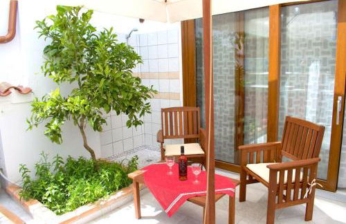 Purple Flower Suite Apartment - Foto 4