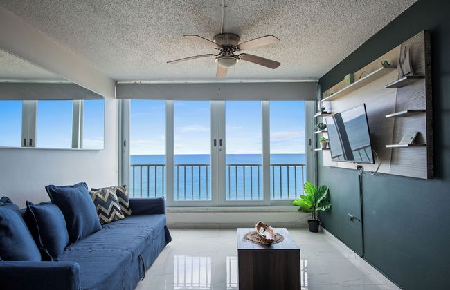 Navio Beach 2BDR Oceanfront Pool Parking - Photo 18