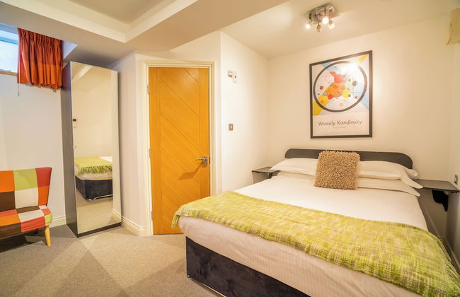 Pod Rooms - Nell Gwynn House Apartments - Photo 50