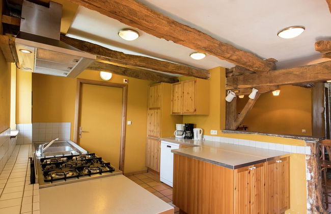 Spacious Farmhouse in Gouvy With Indoor Pool - Photo 11