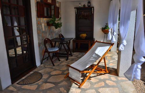 Tvrdic Honey - Photo 46