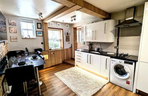 Ramsgate Seafront Apartment with Jacuzzi Bath & Pool Table - Foto 9