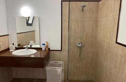 Villa LiLo Private House with Heated Pool - Foto 38