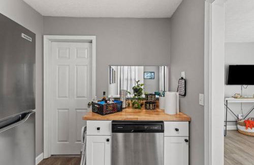 The Luxe/Hot Tub/Putt Putt/10 Miles Shaker Village - Foto 18