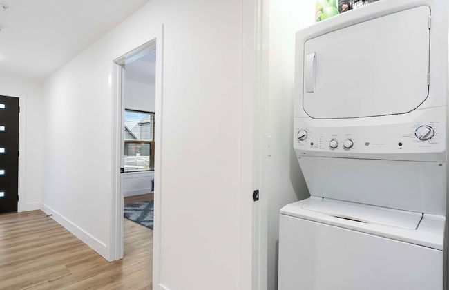 Rocky Shores Retreat - Indoor Pool Open - Photo 43