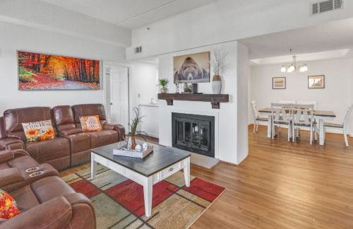 Handsome 2BR Condo with Gorgeous Views in Sugar Mountain! condo - Foto 12