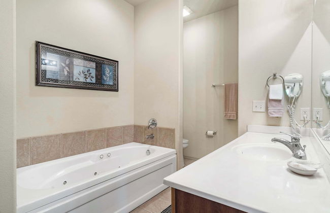 Silver Dollar Hideaway in Stonebridge Community - Photo 16