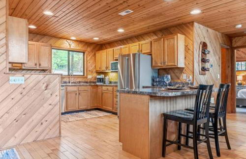 Longhorn Lakeside Chalet - Foto 2