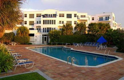 Trumans Hideaway by AvantStay Top Location w Patio BBQ Shared Pool Month Long Stays - Foto 25