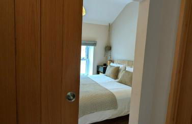 Relaxing Coastal Retreat for 2 Hot Tub Log Fire - Foto 18