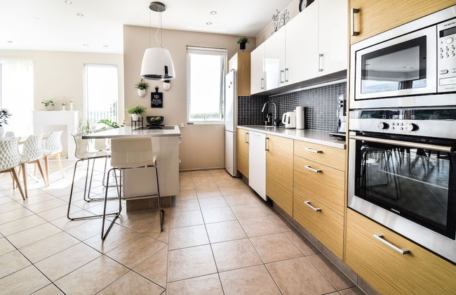 House Þ1 - Photo 12