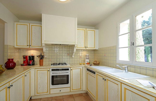 Terraced House in Domaine de Saint-endreol With Golf, SPA and Communal Pool - Photo 18