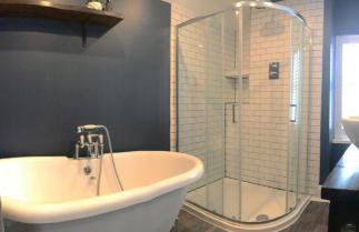 Emerson House, dog friendly with log burner close to waters edge and harbour - Photo 44