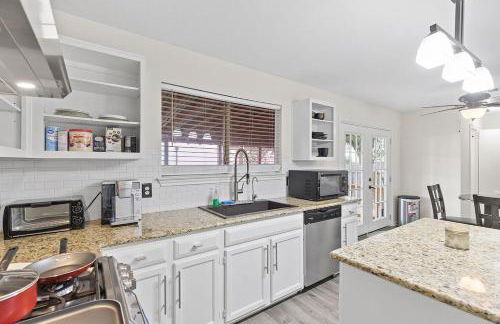 Family Retreat Near Kalahari Sleeps 10 Modern - Foto 12