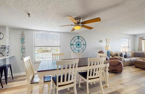 Beach Place 1-404 - Photo 9