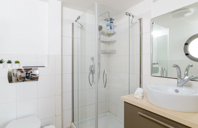 The ambassador unique luxury home - Foto 31