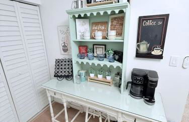 Private 3BR Home - Hot Tub, Yard, Arcade & Parking - Foto 31