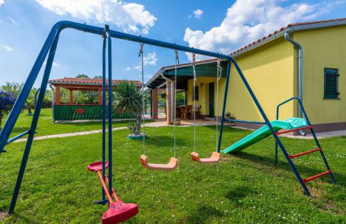 Villa Vrt, a private and fully fenced forest retreat - Photo 26