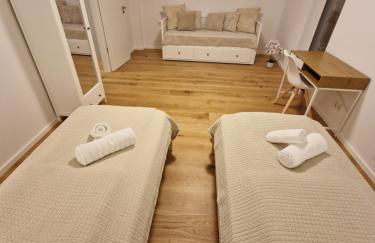 Modernes Neubauhaus ca 200 qm Nähe vom Flughafen - Foto 11