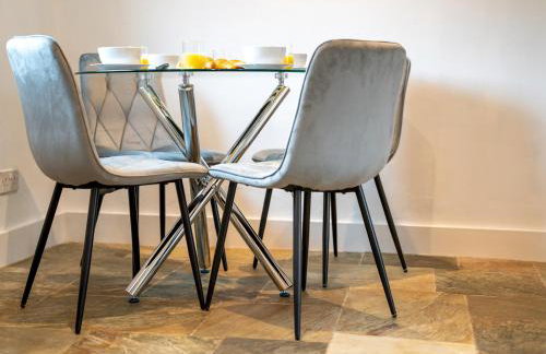 Cosy 2 Bed Terrace Peaceful Village location - Pass the Keys - Foto 29