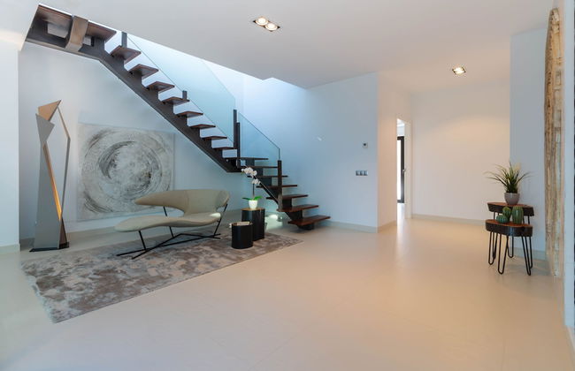 Montblau in Buger With 4 Bedrooms and 5 Bathrooms - Foto 17