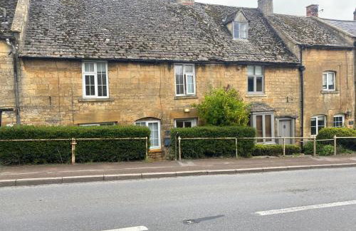 Charming 18th Century 4 bedroom cottage - Pass the Keys - Photo 25