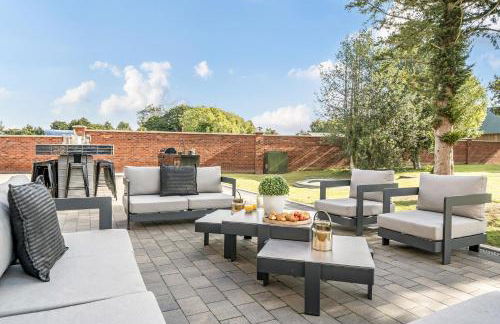 Otherton Hall - Photo 46