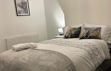 Comfortable, spacious 2 Bedroom house close to Etihad Stadium - Foto 8