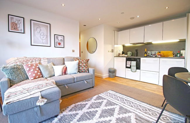 Bristol City Centre - 2 Bedroom Apartment - Marsh House - Photo 1