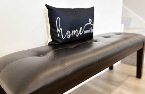 Warrenville Retreat 4BR 3 Bath Townhouse - WV2 - Foto 41