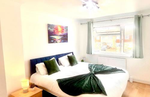 3 BEDROOM, FREE PARKING, WiFi, COSY, 5-BED HOUSE WITH GARDEN - Foto 24