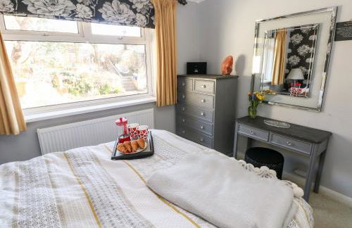 1 Gloucester Way - Photo 12