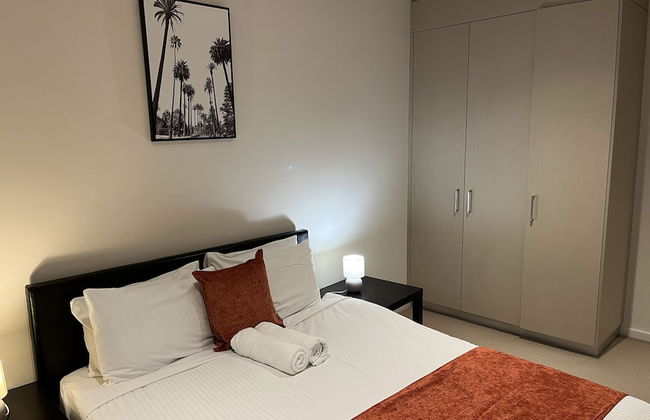 Tasha's Apartments on Morphett - Photo 16