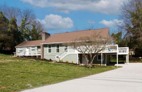 Spacious 3BR Knoxville Home - Sleeps 6 -Full Kitchen - Foto 11