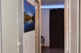 Superb view+Swim Pool+Smart TV+Netflix+Projector - Foto 17