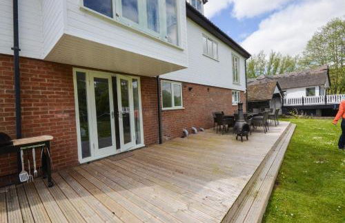 The Willows Wroxham - Photo 18