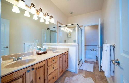 Snowbasin Lakehouse LS27 Ski Getaway Hot Tub - Foto 9