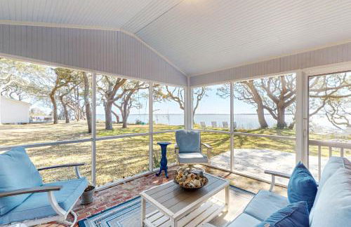 Three dog-friendly, waterfront cottages with full kitchens & private beach - Foto 33